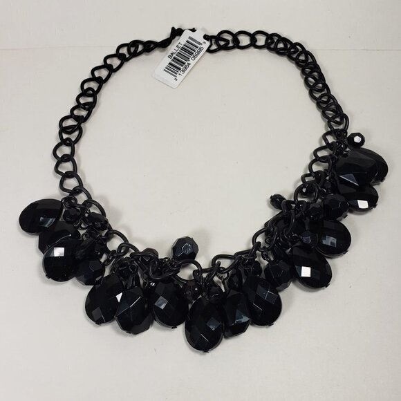 Black Beaded Statement Necklace – Faceted Cluster on Glossy Chain, 20" Jewelry - Picture 3 of 10
